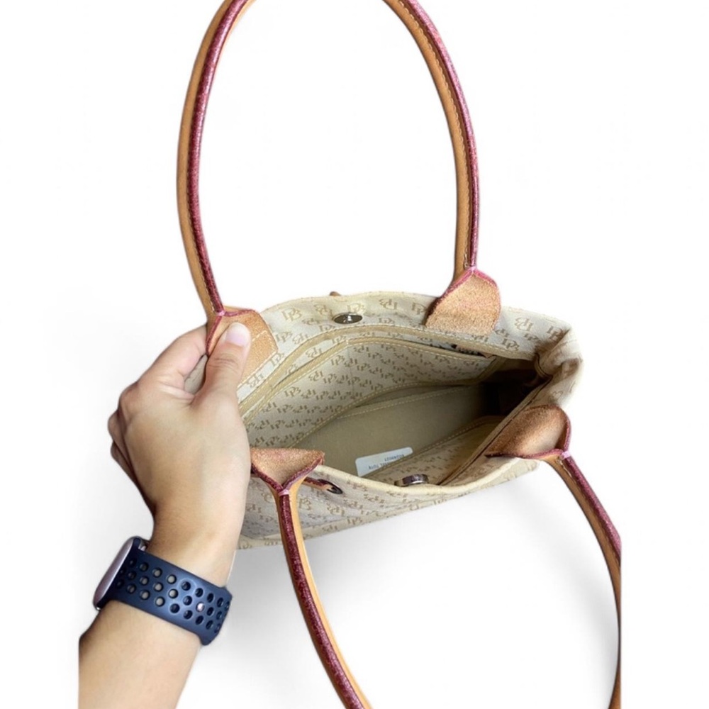 Dooney & Bourke Tan and Cream Vintage Tassel Satchel Shoulder Bag Handbag - Picture 3 of 3